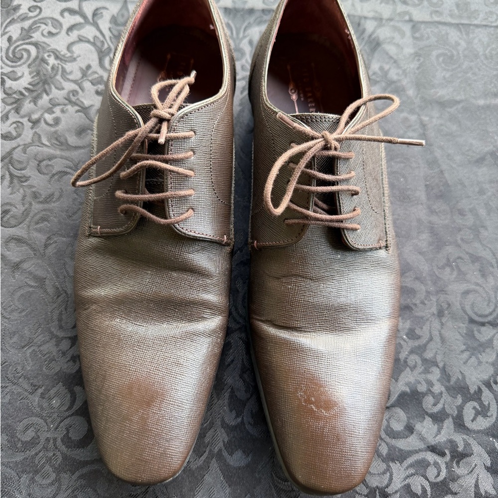 Ted Baker London Markuss men’s size 9
B50